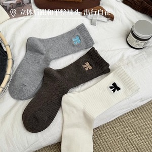 Women's Crew Socks With Embroidered Bow Autumn Mid-Calf Socks Breathable Acrylic Fiber Zhuji Style - Product Image 4