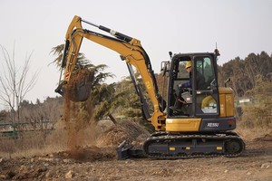 Nouvelle mini-excavatrice sur chenilles XE55E de 5-5,5 tonnes, pelle excavatrice de 5 tonnes de haute qualité avec moteur, pompe, engrenages et PLC au meilleur prix - Product Image 6