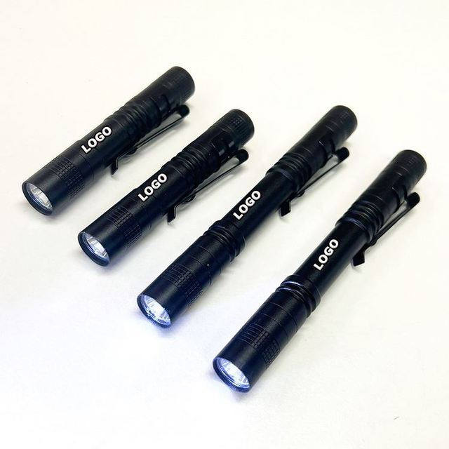 Custom Logo Mini Flashlights Bulk With Keychain  Hot Selling Fashionable Design mini toy flashlight