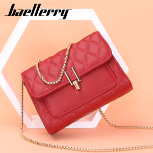 กระเป๋าสะพายข้างผู้หญิง Baellerry สีแดง กระเป๋าสะพายไหล่แบบโซ่ลายควิลท์ แฟชั่น ล็อคแบบเกี่ยว กระเป๋าทรงสี่เหลี่ยมเล็ก สำหรับใช้ในชีวิตประจำวัน - Product Image 3