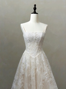 MQW02313 Vestido de Novia de Encaje <span class=keywords><strong>Chantilly</strong></span> <span class=keywords><strong>con</strong></span> Cuello Cuadrado, Cintura Estilo Vichy, Sin Mangas y Tirantes - Product Image 3