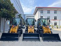 Mini-chargeuse compacte sur roues 2026 avec moteur diesel Kubota, garantie 1 an, pompe haute efficacité pour usage agricole et de construction