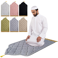 Tapis de prière musulman moderne très doux, coloré, fabriqué à la machine, antidérapant, adapté aux animaux domestiques, lavable, pour mosquée, meilleur prix