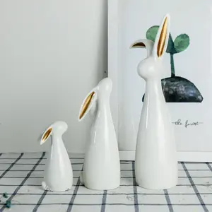 Wholesale Animal Nordic Crafts Creative Cartoon Ceramic Family of Three Rabbit Home Decoration