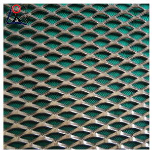 גדר מסך קיר מתכת מורחבת יהלום חזית חיצונית מורמת פלדה צלחת רשת תיל גלוונית תיל שיפוע - Product Image 6
