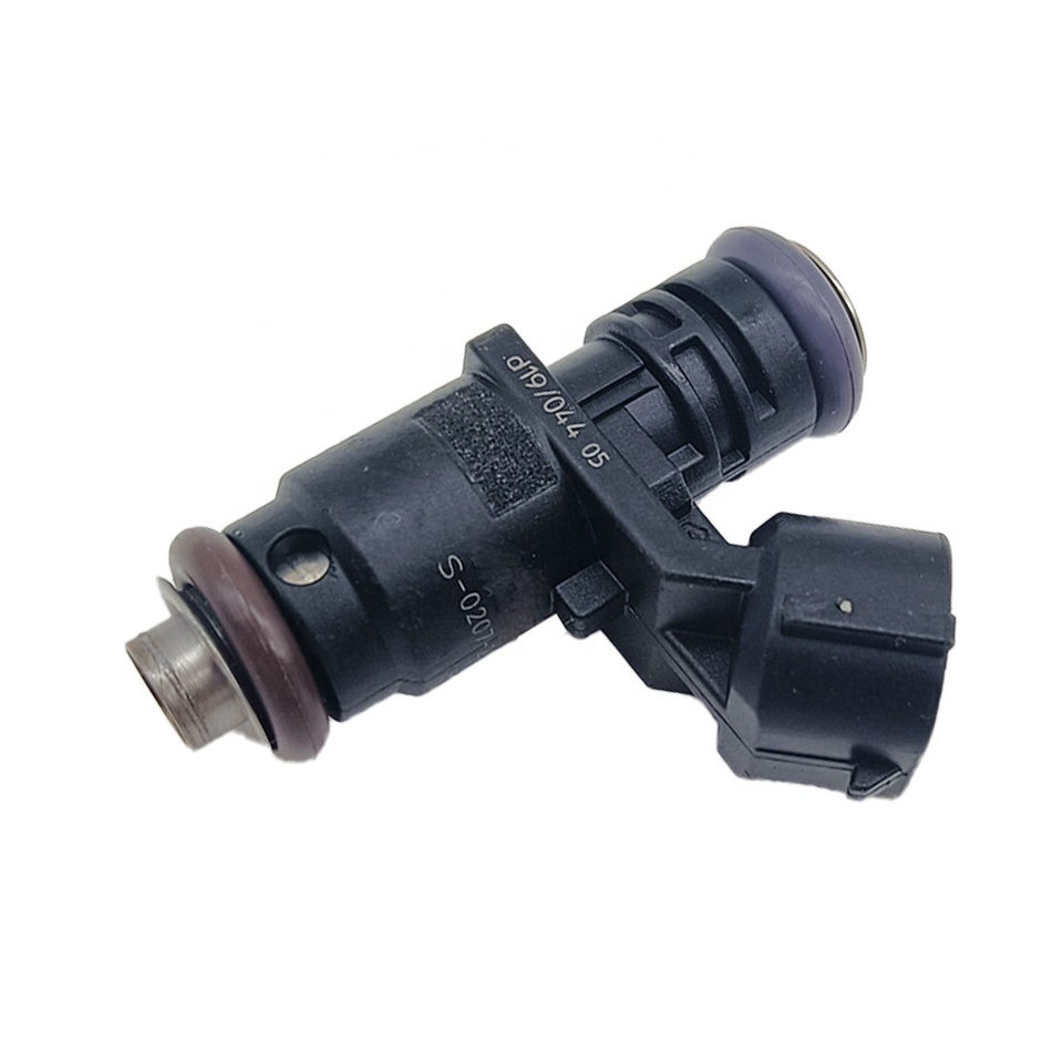 Fuel Injector Nozzle For Volkswagen Satana Bora 04E906031H