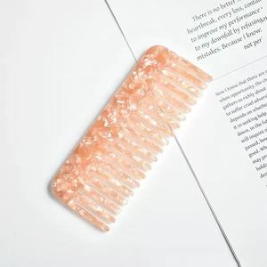 Peigne personnalisé à dents larges pour démêler les cheveux, avec nom ou initiales, portable, motif marbré coloré - Product Image 2