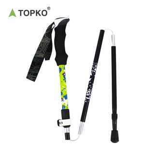 Bastón <span class=keywords><strong>de</strong></span> senderismo <span class=keywords><strong>de</strong></span> fibra <span class=keywords><strong>de</strong></span> carbono plegable ultraligero con logotipo personalizado <span class=keywords><strong>de</strong></span> gran oferta TOPKO para senderismo - Product Image 2