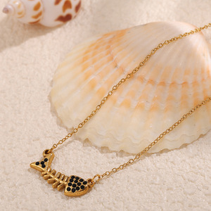 Collier Pendentif Œil Turc en Strass, Thème Papillon et Lune, en Acier Inoxydable, Bijou Cadeau - Product Image 3