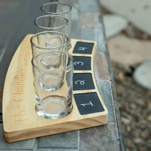 Gepersonaliseerde Bier Vlucht Custom Proeven Dienblad Whiskey Vlucht Paddle Set Met Krijtbord Voor Bier Liefhebbers Vaderdag Gift