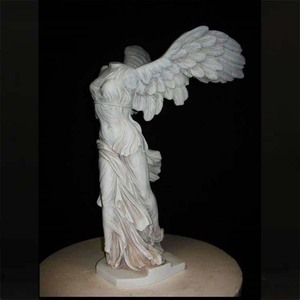 Sculpture de figure mythologique grecque antique, grande statue de la Victoire ailée en marbre à vendre - Product Image 2