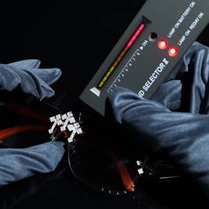 Nieuw Ontwerp Stijlvolle Pass Diamant <span class=keywords><strong>Tester</strong></span> S925 Zilver Iced Out Moissanite Cross Custom Hiphop Zonnebril Voor Mannen Vrouwen - Product Image 2