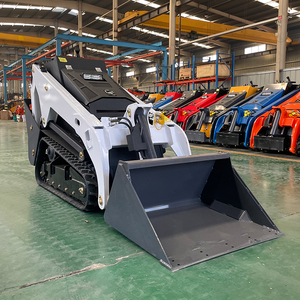 บริการ<span class=keywords><strong>เช่า</strong></span>รถตักล้อยางขนาดเล็ก Derette V1000 เครื่องยนต์ Kubota 25 แรงม้า สำหรับใช้งานในพื้นที่แคบ พร้อมอุปกรณ์พรวนดิน - Product Image 2