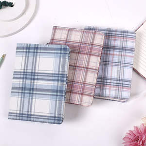 Diario Personalizado A5 con Tapa Dura de Tela de Lino a Cuadros, Cuaderno con Encuadernación Térmica - Product Image 2