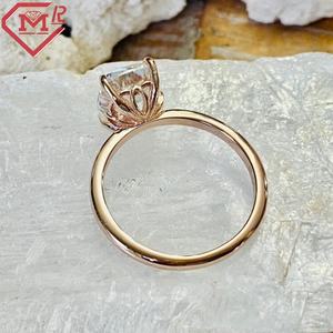 Bague <span class=keywords><strong>de</strong></span> fiançailles solitaire Antique 14k or jaune 4 griffes 3.5ct coussin Old Mine Cut Moissanite Ring - Product Image 2