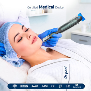 ปากกาไมโครนีดเดิลรุ่น MDL ที่ปรับแต่งได้ตามมาตรฐานสหรัฐอเมริกา <span class=keywords><strong>Dermapen</strong></span> A20 OEM/ODM สำหรับรักษาสิวบนศีรษะและร่างกาย พร้อมปลั๊กแบบ US - Product Image 1