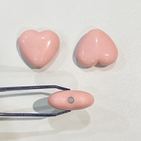 Perles en acrylique couleur unie en forme de cœur avec logo/design graphique, accessoires simples pour chaîne de téléphone DIY, perles de colle crème pour coque de téléphone