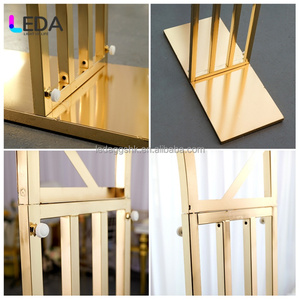 Arco de Metal Dorado Brillante Moderno LEDA para Bodas, Soporte de Fondo con Diseño Desmontable, Tamaño Personalizado para Decoración de Bodas y Eventos - Product Image 2