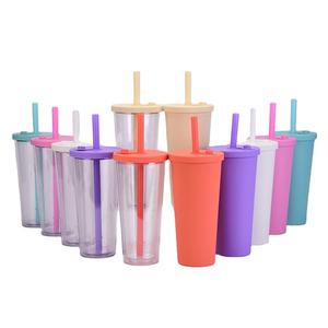 뜨거운 크리스마스 선물 사용자 정의 텀블러 컵 로고 텀블러 투명 블랙 매트 보바 컵 재사용 24 온스 뚜껑과 빨대가있는 플라스틱 콜드 컵 - Product Image 1