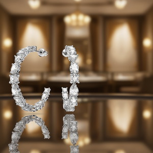 Orecchini a Cerchio in Oro Bianco E2656 con Diamanti Taglio Smeraldo, Gioielli di Lusso per Donna - Product Image 2