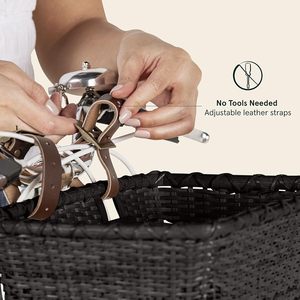 Panier rectangulaire en cuir véritable écologique et cannage tressé avec sangles et boucles en laiton pour vélos - Product Image 5