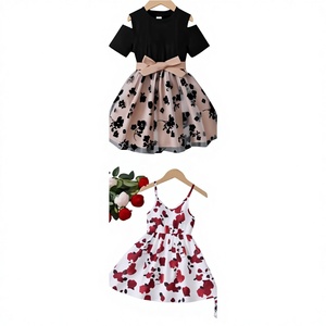 Vêtements d'été décontractés pour enfants, mixtes, d'occasion, à la mode, en polyester/coton, envoi aléatoire, imprimés de dessins animés, pas chers, vente en gros - Product Image 1