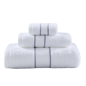 Ensemble de serviettes de luxe en coton 100% naturel Hilton Hotel pour la maison et l'hôtel, ensemble de serviettes de bain personnalisées - Product Image 1