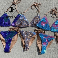 Luxe badkledingset van duurzaam polyester, op maat gemaakte bikini met pailletten en glanzend satijn, ontworpen door de fabrikant.