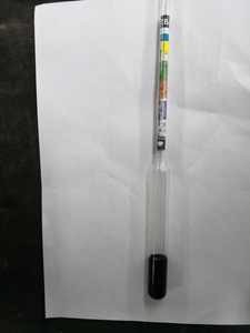 Hidrómetro de alcohol con tarro de prueba de plástico y cepillo - Product Image 2