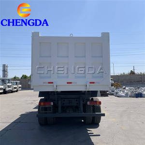 Sinotruck 6x4 25 Tons Howo a monté les camions à <span class=keywords><strong>benne</strong></span> basculante se pliants <span class=keywords><strong>de</strong></span> verseur <span class=keywords><strong>de</strong></span> <span class=keywords><strong>grue</strong></span> <span class=keywords><strong>de</strong></span> <span class=keywords><strong>bras</strong></span> pour l'haltérophilie - Product Image 5