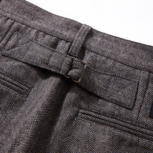 <span class=keywords><strong>Pantalon</strong></span> de travail vintage pour <span class=keywords><strong>homme</strong></span> en mélange de <span class=keywords><strong>laine</strong></span> - <span class=keywords><strong>Pantalon</strong></span> droit rétro en <span class=keywords><strong>tweed</strong></span> à chevrons avec boucle réglable à l'arrière - Product Image 5