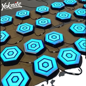 Aire de jeu interactive de baseball avec jeux de lancer sur plancher de danse LED en plastique pour aéroports et jardins - Product Image 6