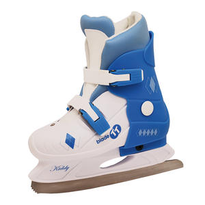 Patins à <span class=keywords><strong>glace</strong></span> professionnels de hockey sur <span class=keywords><strong>glace</strong></span>, nouveau design 2026, <span class=keywords><strong>prix</strong></span> de gros, nouveau style, patins pour adultes à la mode - Product Image 2