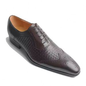 High Quality Pointed Toe Carved Lace-Up Men's Formal <b>Shoes</b> Business Banquet & Wedding Leather <b>Shoes</b> with <b>Height</b> <b>Increasing</b> - Product Image 2