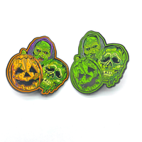 Broches personnalisées en émail dur avec carte de support, badges métalliques, broches à logo personnalisé pour vêtements, cadeaux promotionnels, souvenirs