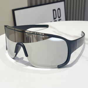 Lunettes de soleil de sport d'extérieur en gros pour femmes et hommes, de marque, design vintage, populaires, pour le ski, coupe-vent, protection UV400 - Product Image 1