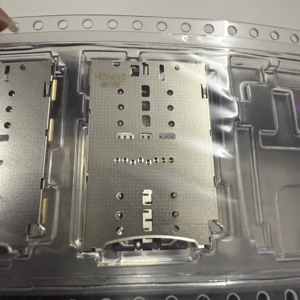 Đầu nối thẻ nhớ kết hợp 2290741 3 trong 2 chính hãng MicroSD + Nano-SIM gắn trên bề mặt ổ cắm góc phải đẩy cho ICS - Product Image 3