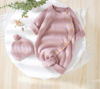 Ensemble barboteuse et bonnet tricotés pour nouveau-né – Combinaison rose tricotée pour bébés filles avec bonnet à pompon |   Vêtements pour bébé en coton doux