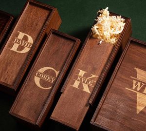 Boîte-cadeau de garçons d'honneur <span class=keywords><strong>en</strong></span> <span class=keywords><strong>bois</strong></span> personnalisable moderne debout meilleur homme présent souvenir mallette de rangement pour les propositions de mariage personnalisées - Product Image 5