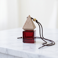 Bouteille diffuseur de voiture en verre 8ml vide avec bouchon en bois, diffuseur d'air suspendu, aromathérapie, vente en gros usine personnalisée