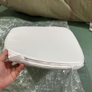 เก้าอี้ครอสแบ็คพลาสติกเรซิ่นสำหรับร้านอาหาร งานแต่งงาน คุณภาพสูง ทนทาน น้ำหนักได้ถึง 1000 ปอนด์ ดีไซน์โบราณแบบเรียบง่าย ทำจากไม้โอ๊ค - Product Image 6