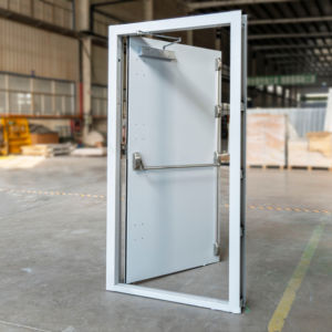 Puerta de Acero de Seguridad Contra Incendios de Diseño Moderno Personalizado, Puerta Cortafuego de Primera Calidad para Edificios de Gran Altura y Zonas de Tifones - Product Image 1