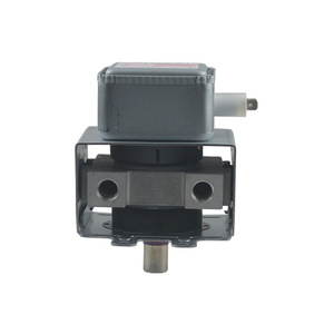 Plaque à pieds longs pour magnétron à refroidissement par eau Toshiba 2M248J, pièce d'équipement micro-ondes - Product Image 1
