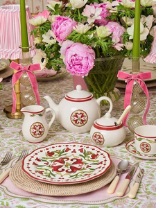 Service de table en céramique rouge à motifs floraux, assiettes en porcelaine à bord festonné, tasses, vaisselle de style vintage, vaisselle en porcelaine fine, ustensiles de cuisine - Product Image 2