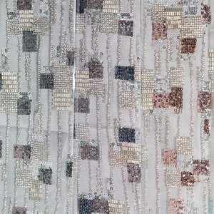 Tela de encaje con cuentas de lentejuelas ecológica de alta calidad tela de red con cuentas bordada personalizada para vestido de fiesta - Product Image 3