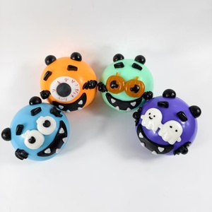 Nouvelle série de monstres mignons d'Halloween, jouet sensoriel anti-stress à rebond lent, écologique, en forme de carte, vente en gros - Product Image 3
