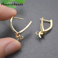 Accessoires de bijouterie Anti Fading 18K Plaqué or Métal Laiton CZ Pave Géométrique Triangle Boucle d'oreille Crochets Résultats