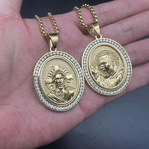 Collier pendentif Jésus Saint en acier inoxydable plaqué or avec zircon, style Hip Hop, pour cadeau - Product Image 4