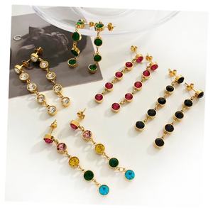 ต่างหูแฟชั่นเกาหลีหรูหรา ชุบทอง 18K สแตนเลสประดับเพชรซิรคอนหลากสีสำหรับผู้หญิง - Product Image 1