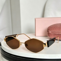 Lunettes de soleil unisexes en métal à monture carrée, verres polarisés dégradés UV400, miroir PC rose pour activités de plein air – Vente en gros